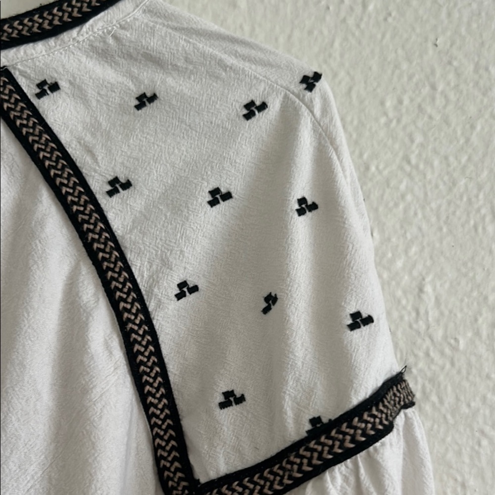 RD & Koko Tribal Embroidered Front-Tie Blouse Jacket - Picture 4 of 13